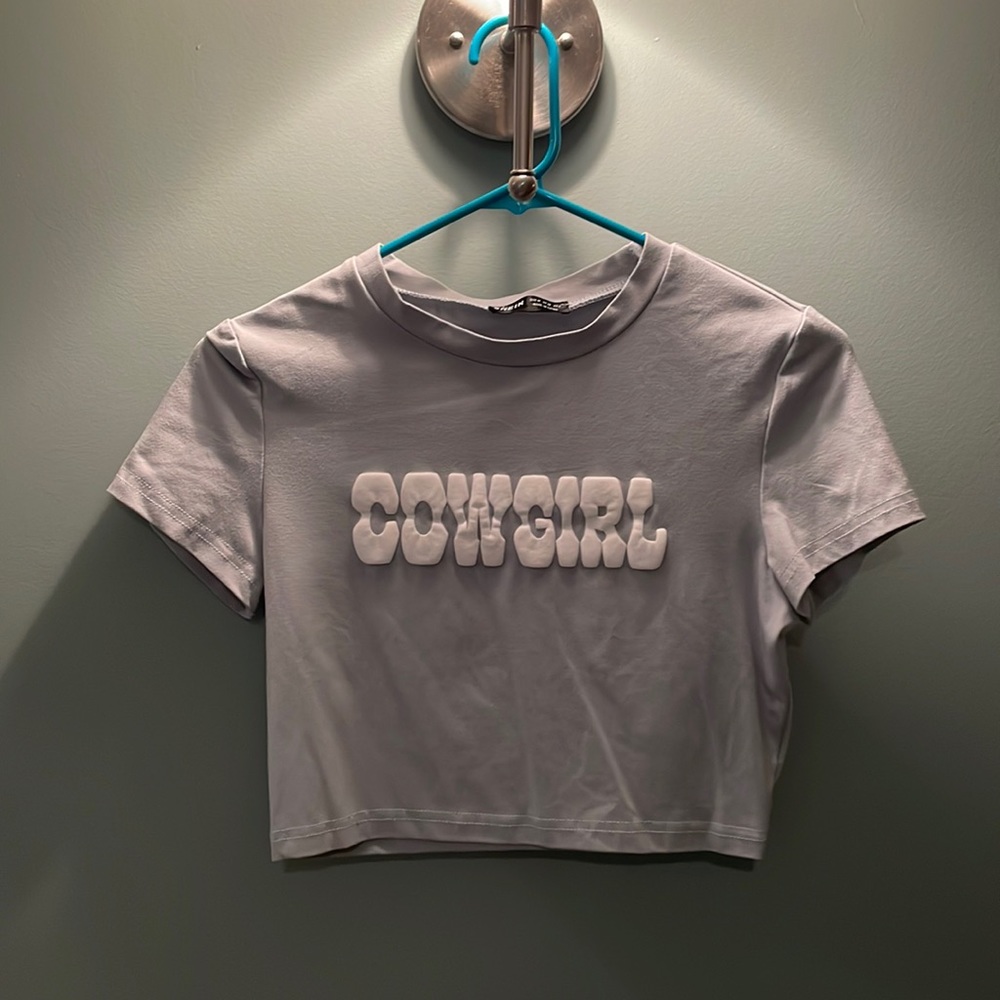 t-shirt crop top